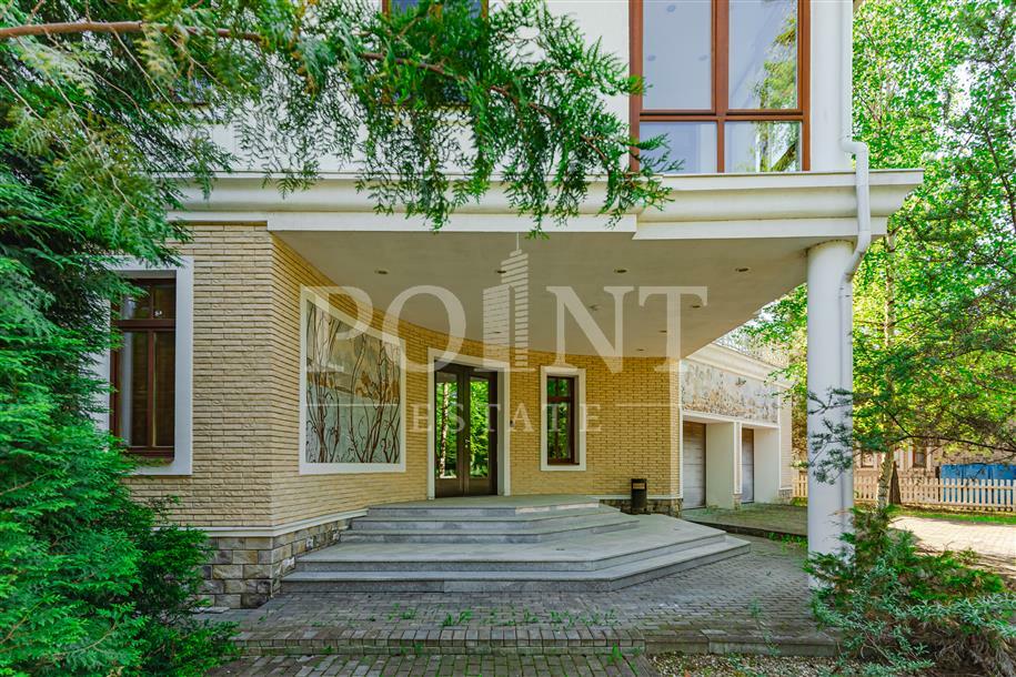 2-этажный коттедж 402.8 м² с отделкой
