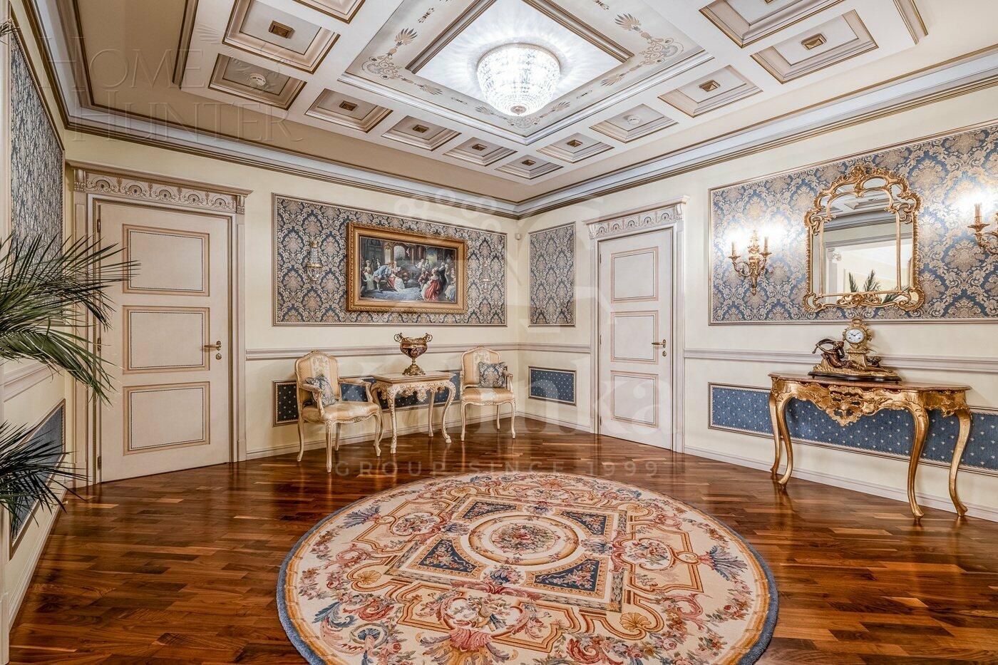 2-этажный коттедж 1 300 м² с отделкой