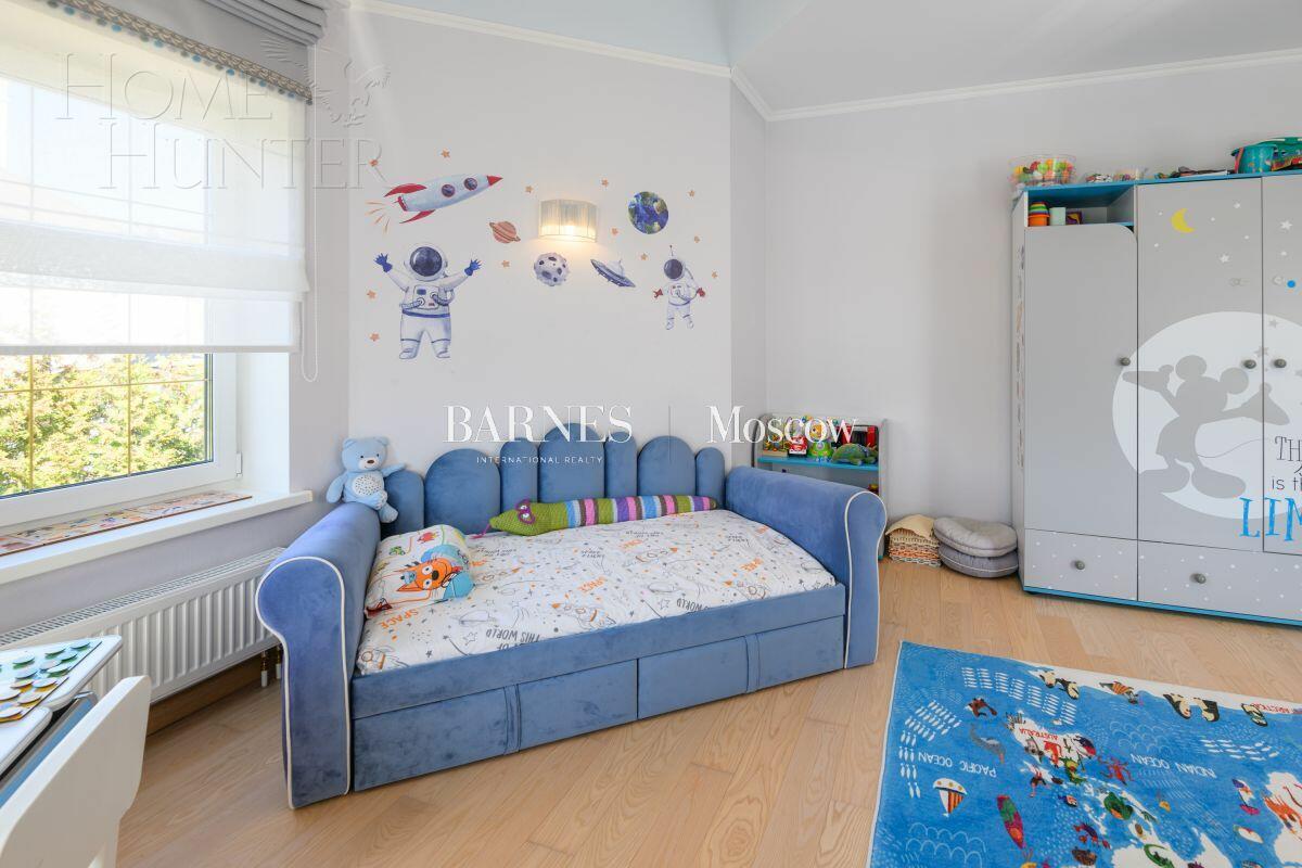 2-этажный коттедж 230 м² с отделкой