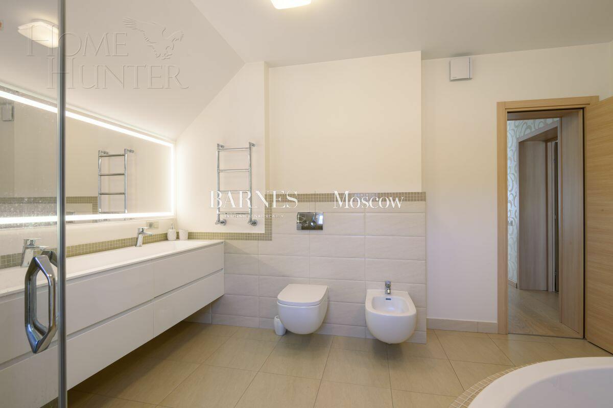 2-этажный коттедж 230 м² с отделкой