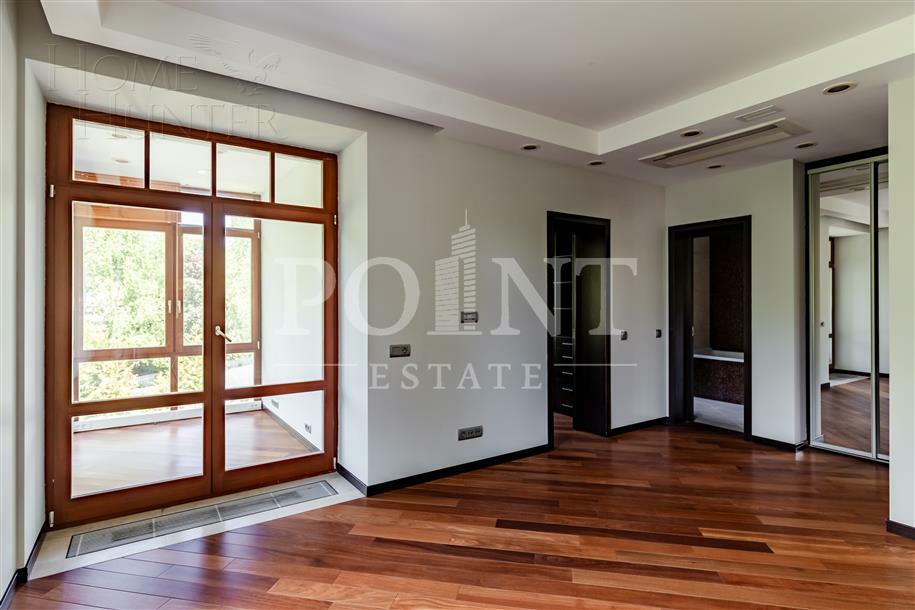 2-этажный коттедж 402.8 м² с отделкой