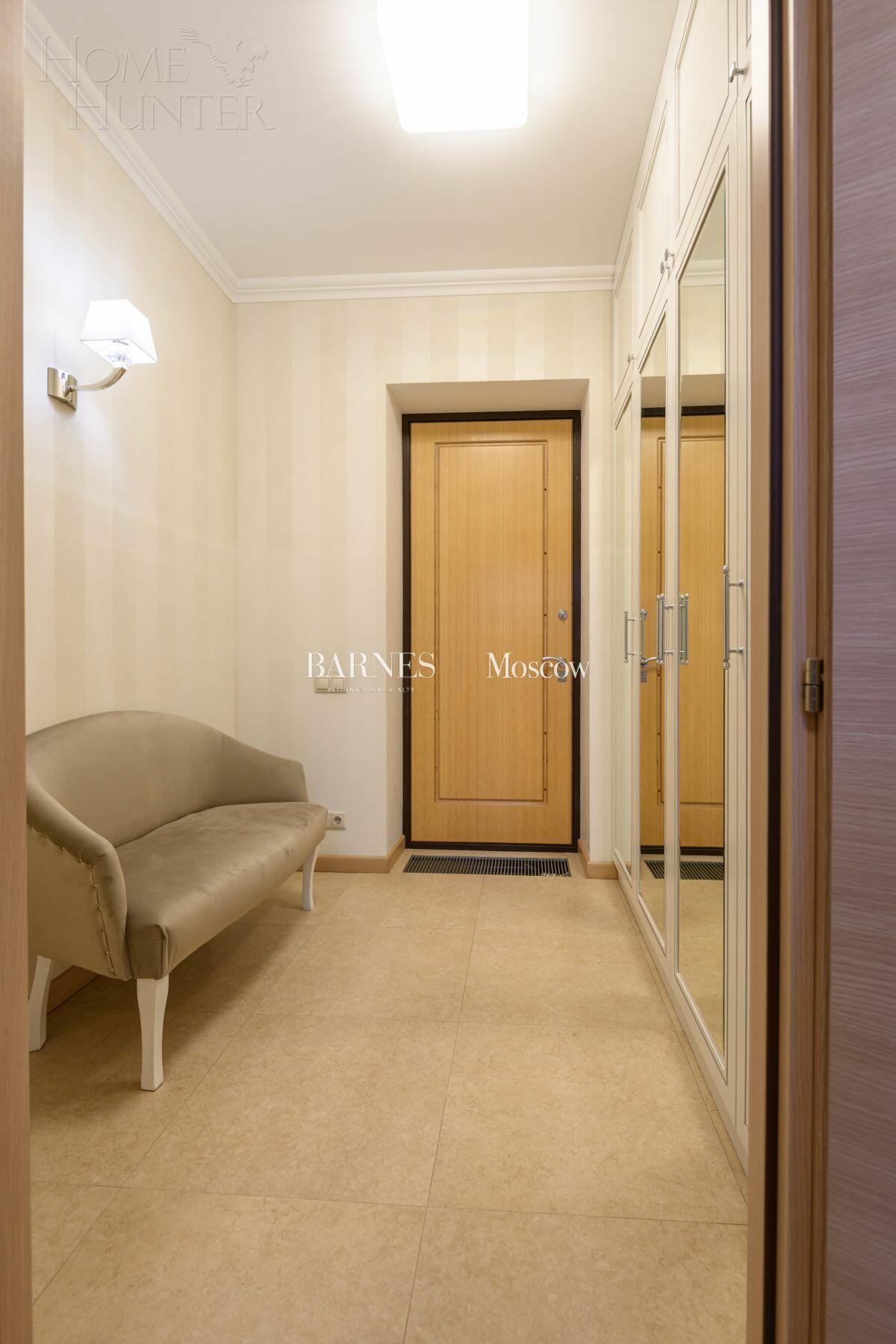 2-этажный коттедж 230 м² с отделкой