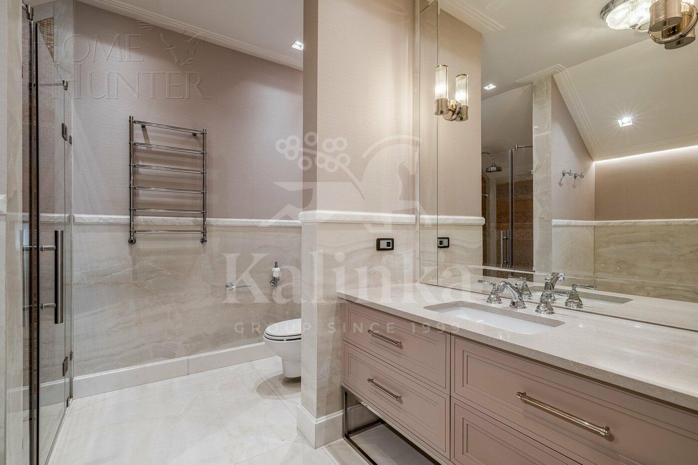 2-этажный коттедж 1 646 м² с отделкой