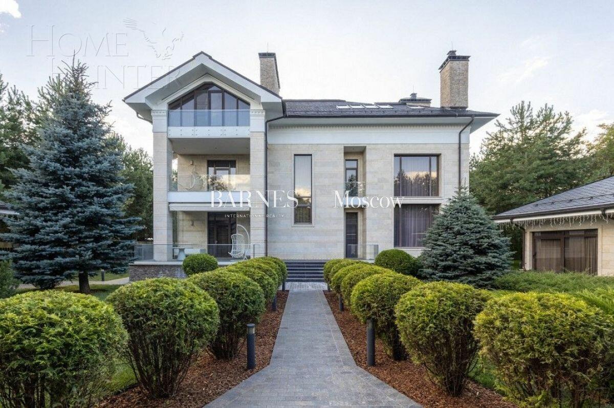 2-этажный коттедж 1 200 м² с отделкой
