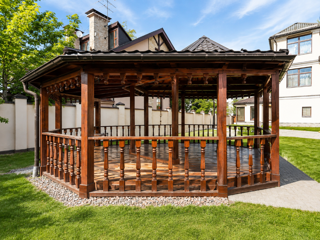 3-этажный коттедж 600 м² с отделкой