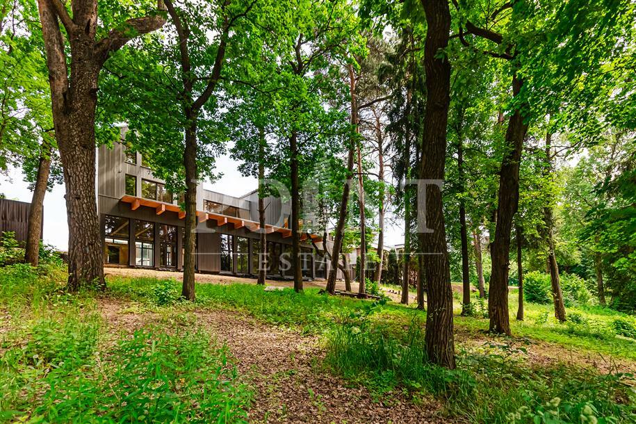 2-этажный коттедж 1 050 м² без отделки