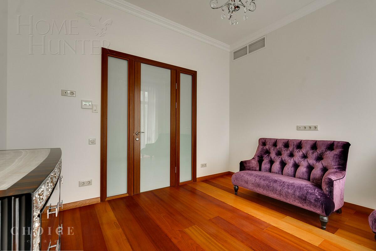 2-этажный коттедж 1 378 м² с отделкой