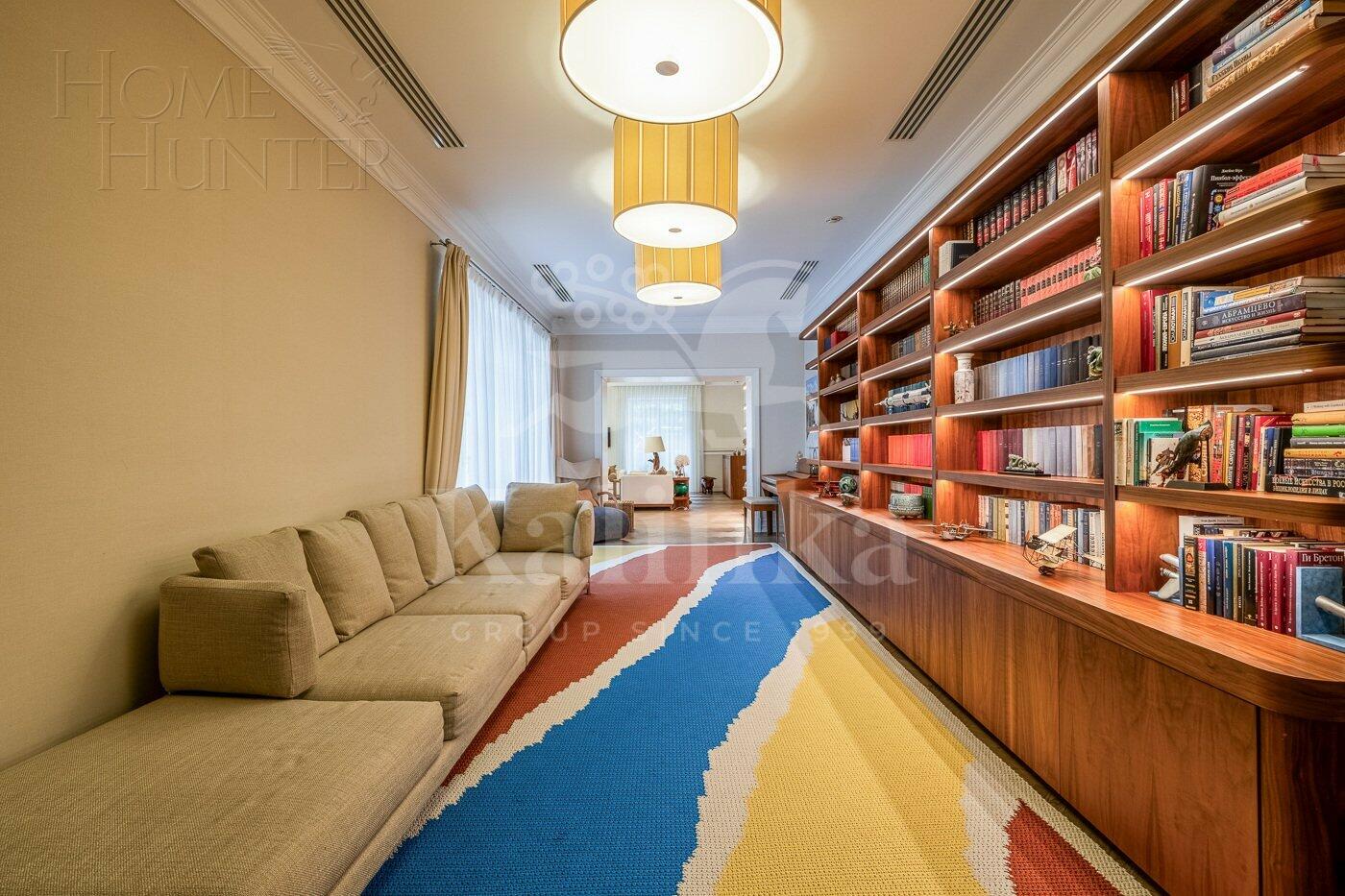 3-этажный коттедж 928.2 м² с отделкой