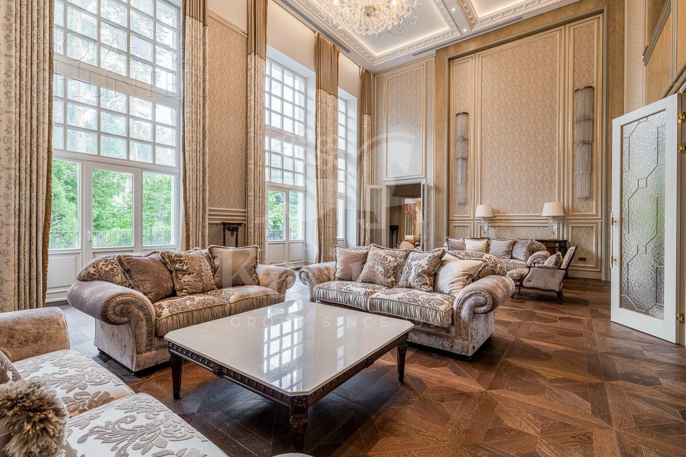 2-этажный коттедж 1 646 м² с отделкой
