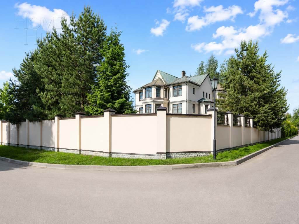 3-этажный коттедж 600 м² с отделкой