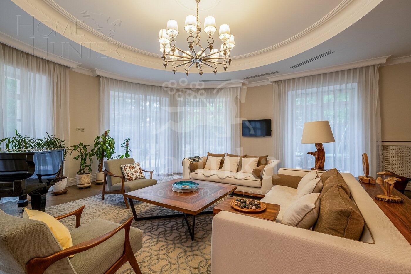 3-этажный коттедж 928.2 м² с отделкой