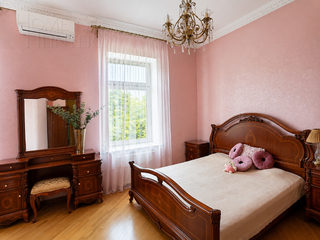3-этажный коттедж 600 м² с отделкой