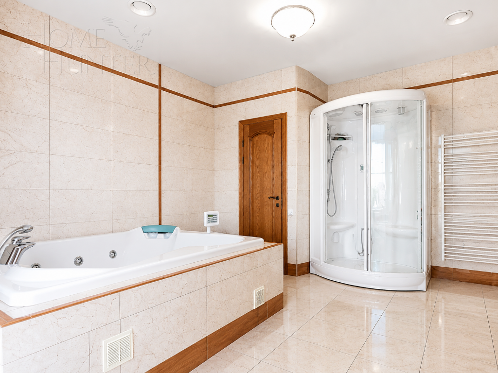 3-этажный коттедж 600 м² с отделкой