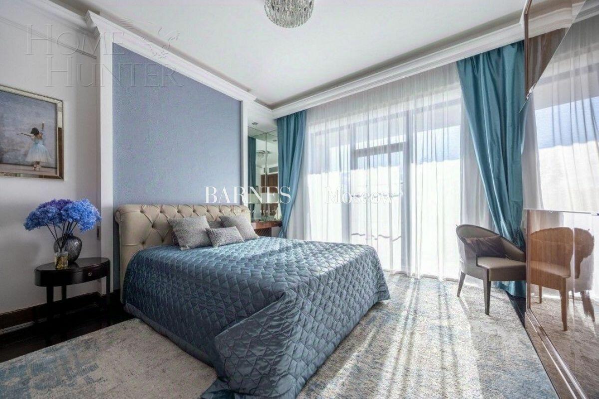 2-этажный коттедж 1 200 м² с отделкой