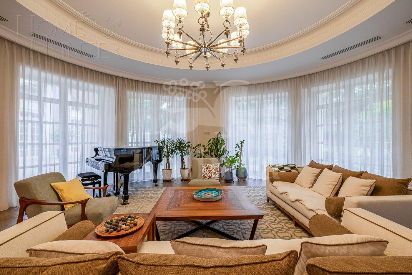 3-этажный коттедж 928.2 м² с отделкой