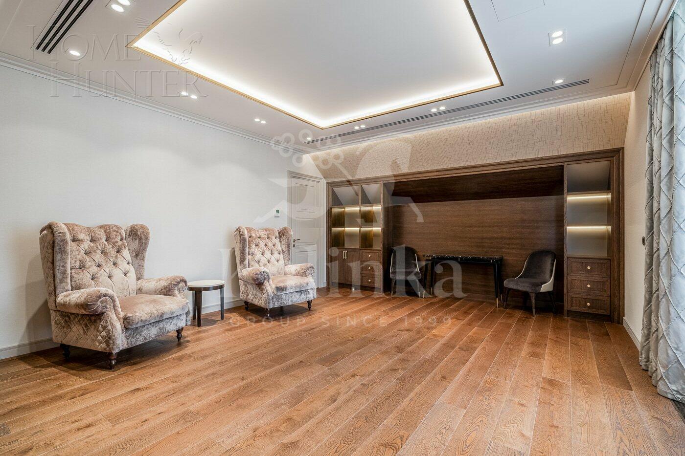 2-этажный коттедж 1 646 м² с отделкой