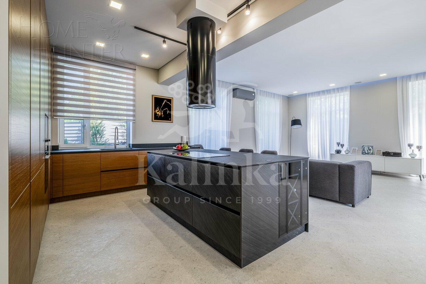 2-этажный коттедж 404.6 м² с отделкой