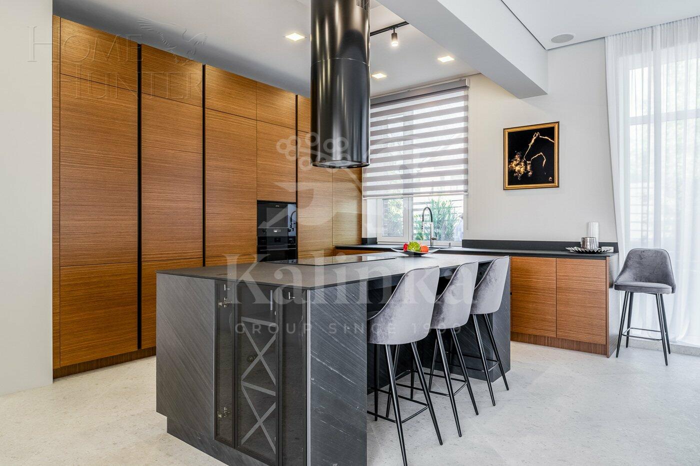 2-этажный коттедж 404.6 м² с отделкой