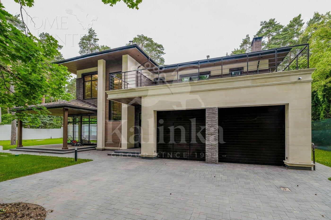 2-этажный коттедж 654.7 м² с отделкой
