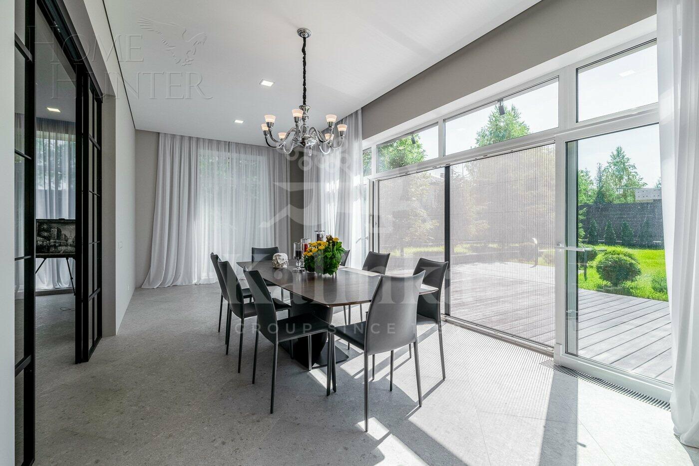 2-этажный коттедж 404.6 м² с отделкой