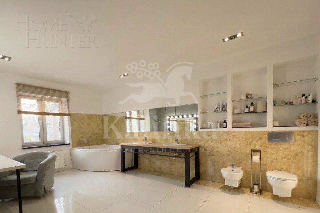 2-этажный коттедж 376 м² с отделкой