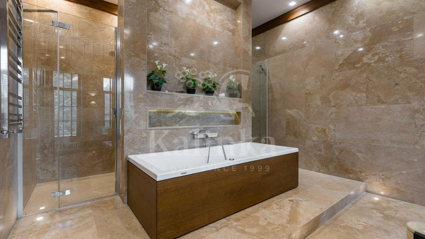 2-этажный коттедж 1 150 м² с отделкой