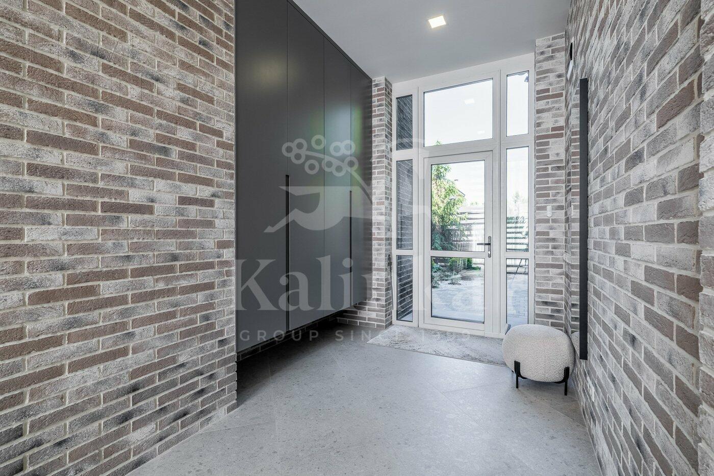 2-этажный коттедж 404.6 м² с отделкой