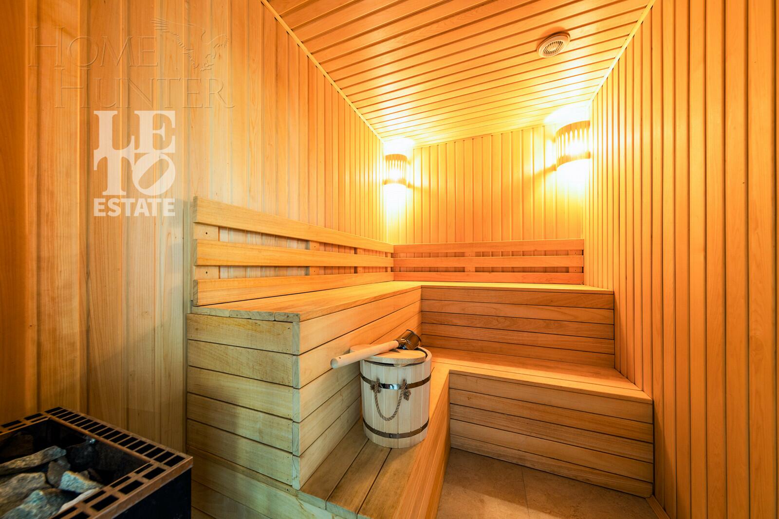 2-этажный коттедж 2 430 м² с отделкой