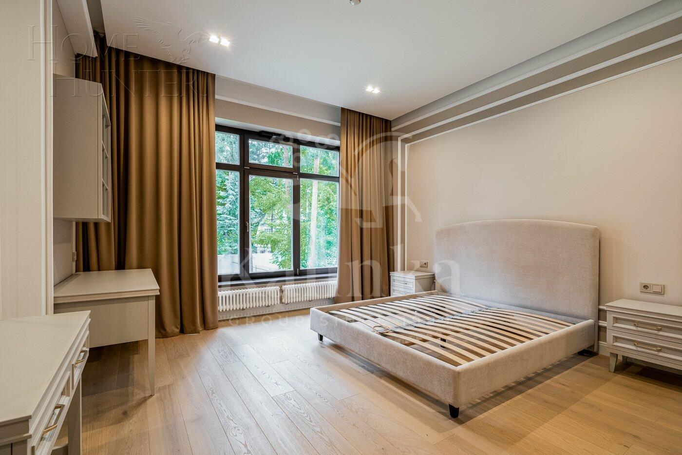 2-этажный коттедж 654.7 м² с отделкой