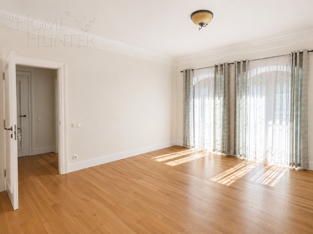 2-этажный коттедж 452 м² с отделкой