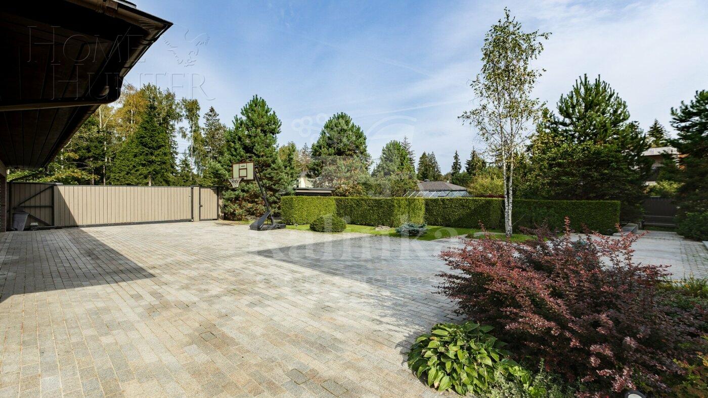 2-этажный коттедж 1 150 м² с отделкой
