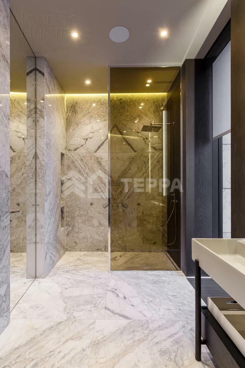 2-этажный коттедж 2 100 м² с отделкой