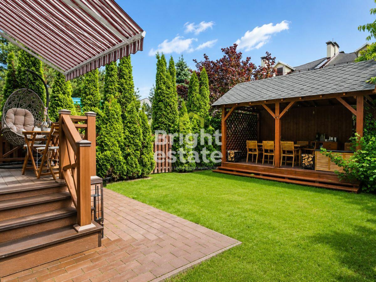 2-этажный таунхаус 240 м² с отделкой