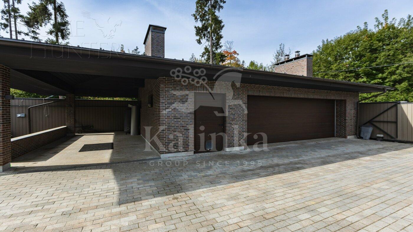 2-этажный коттедж 1 150 м² с отделкой