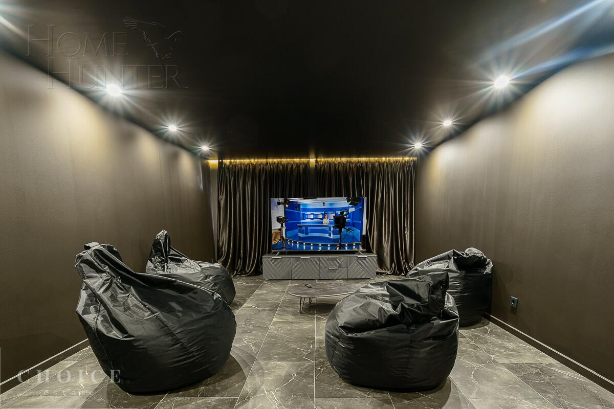2-этажный таунхаус 400 м² с отделкой