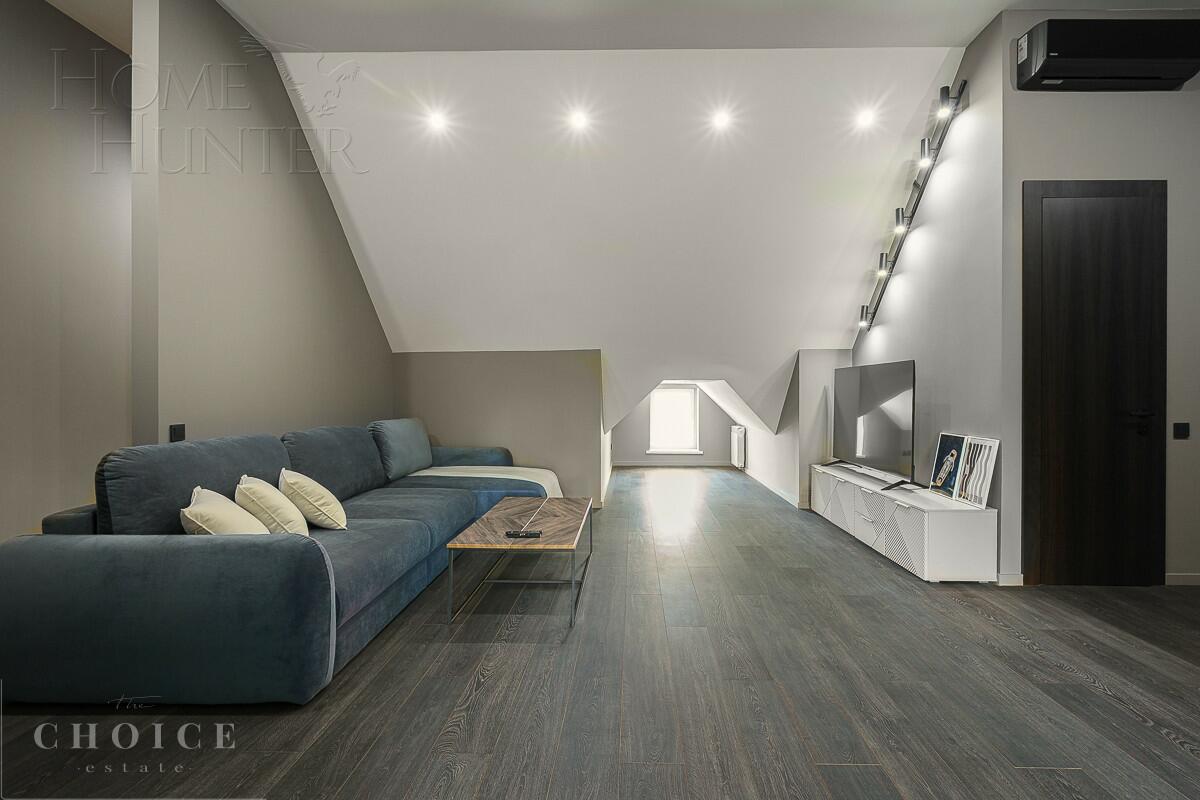 2-этажный таунхаус 400 м² с отделкой