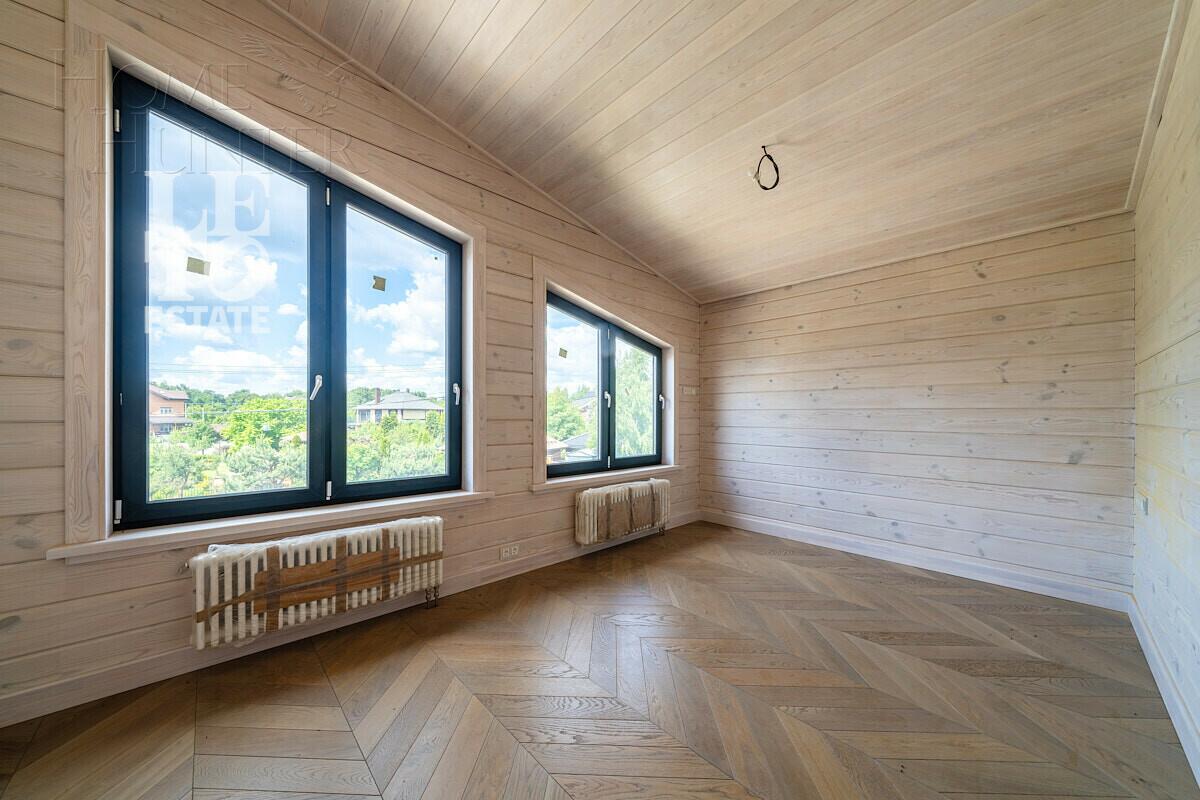 2-этажный коттедж 255 м² с отделкой