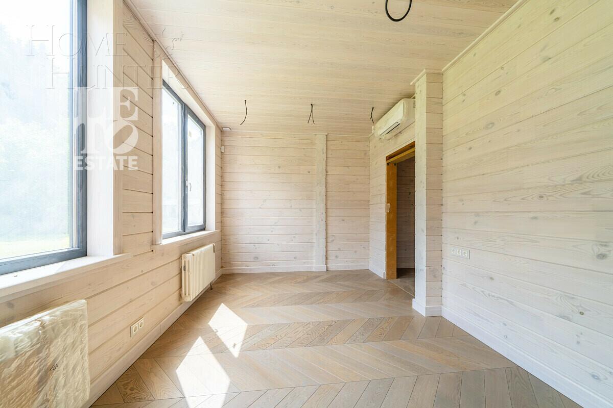 2-этажный коттедж 255 м² с отделкой