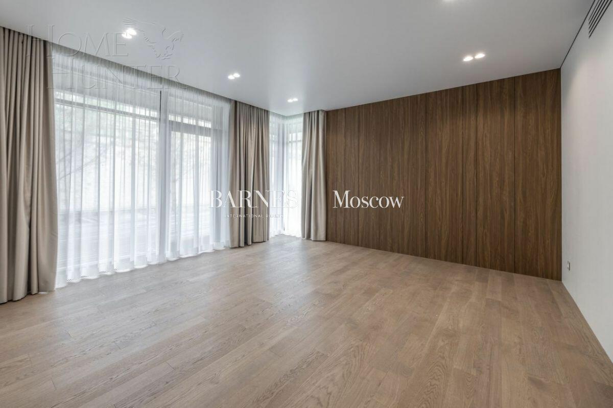 2-этажный коттедж 917.3 м² с отделкой
