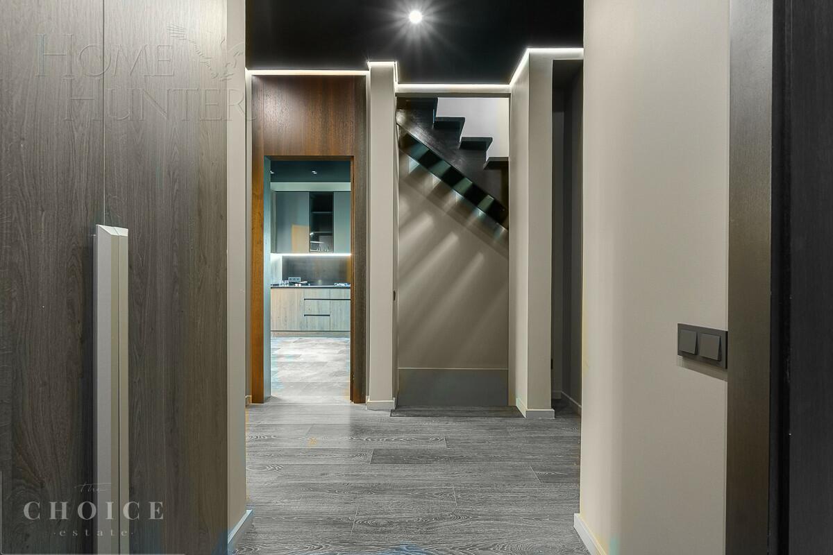 2-этажный таунхаус 400 м² с отделкой