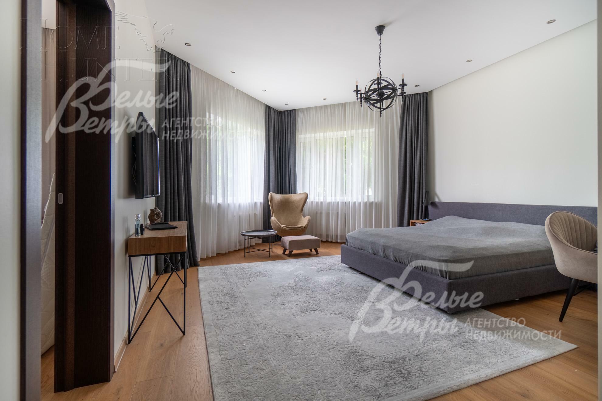 3-этажный коттедж 850 м² с отделкой