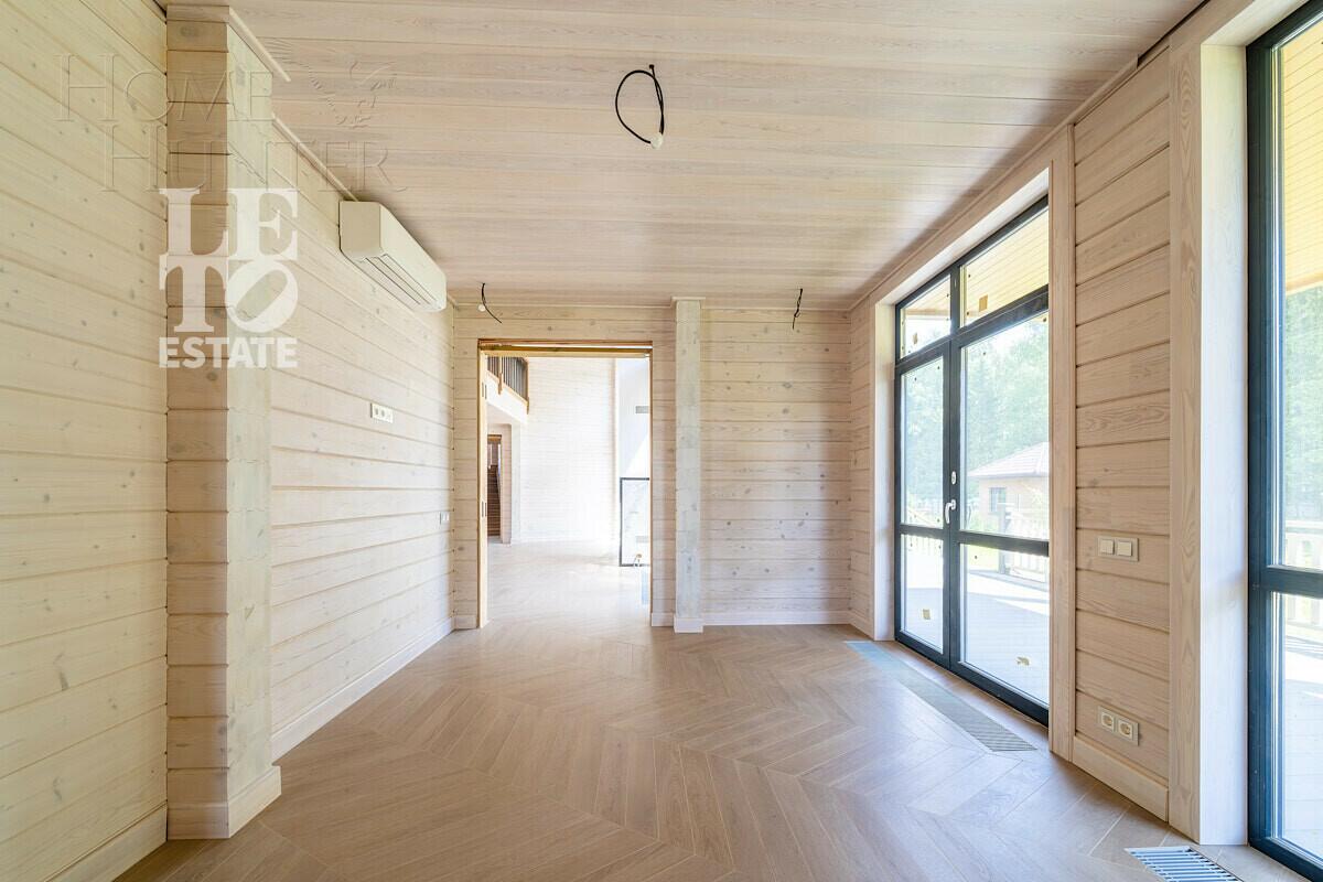 2-этажный коттедж 255 м² с отделкой