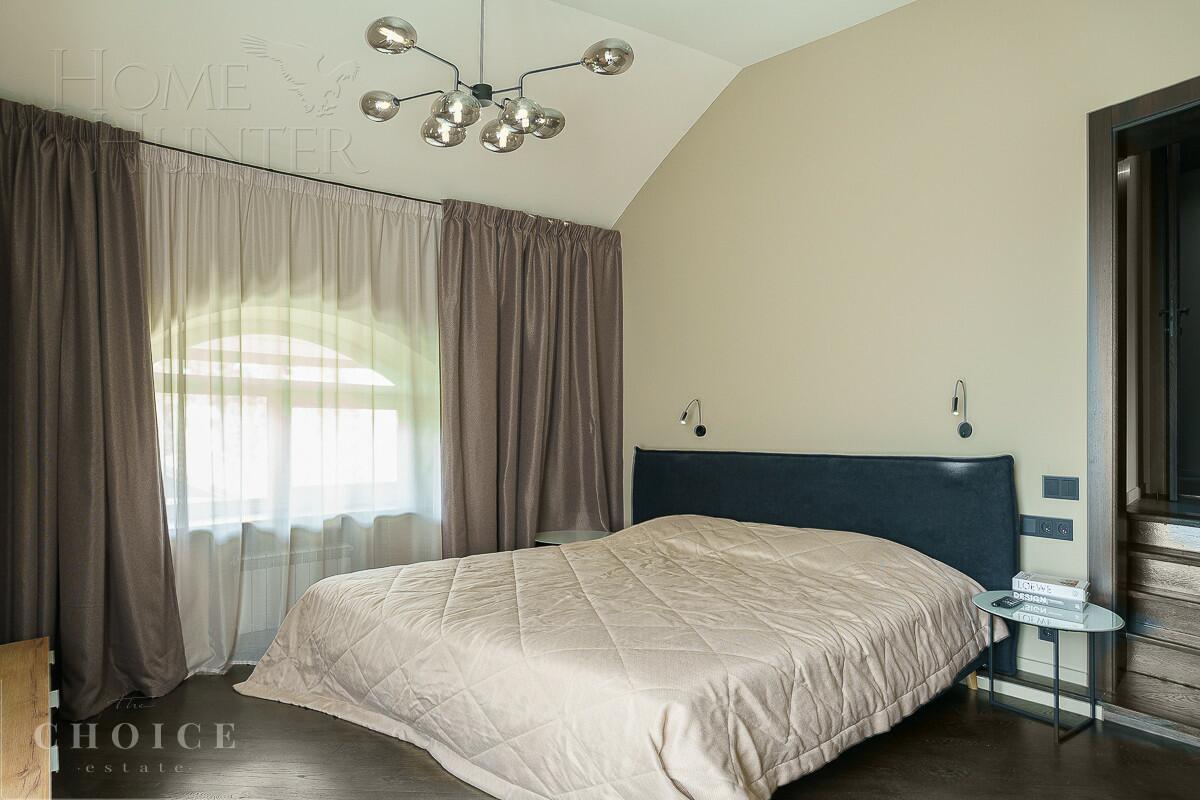 2-этажный таунхаус 400 м² с отделкой