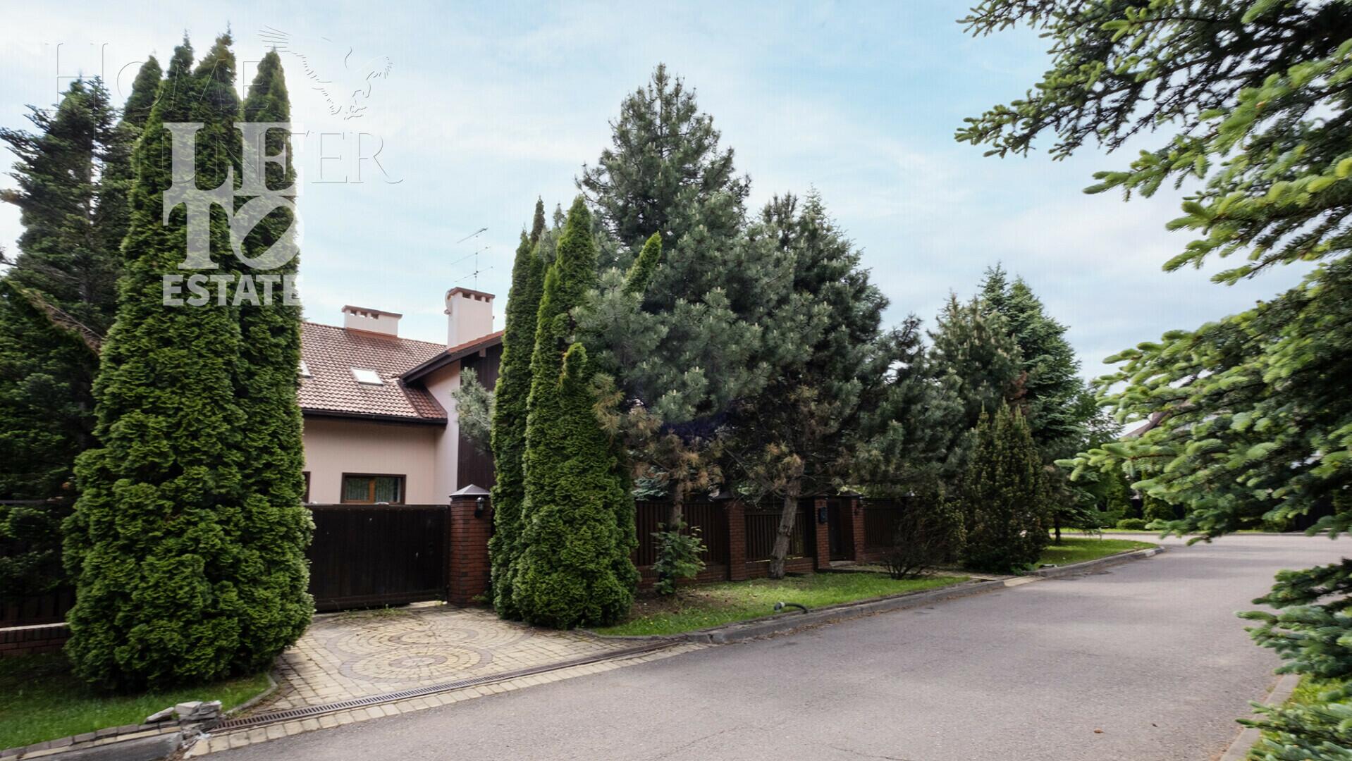 2-этажный коттедж 648 м² с отделкой