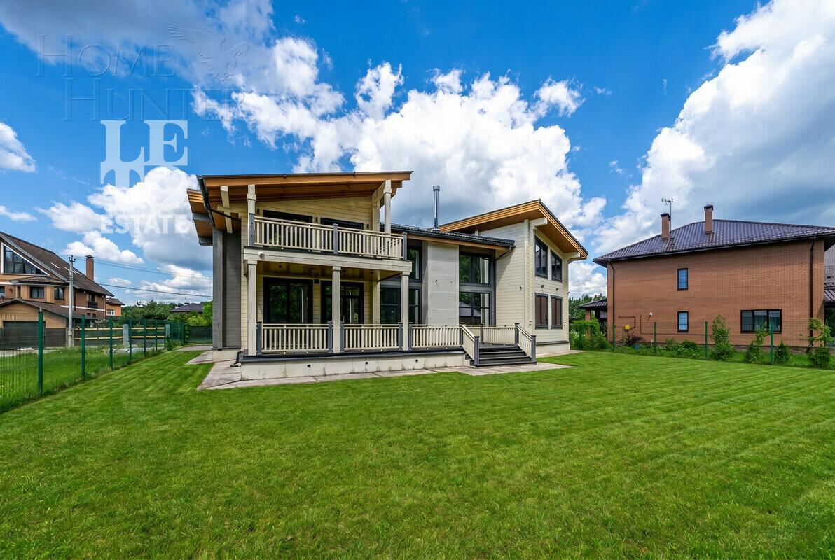 2-этажный коттедж 255 м² с отделкой
