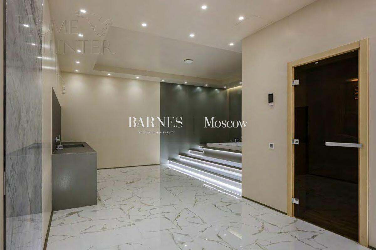 2-этажный коттедж 1 500 м² с отделкой