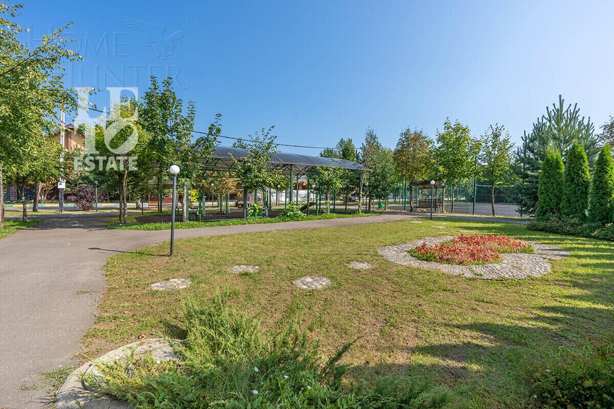 2-этажный коттедж 255 м² с отделкой