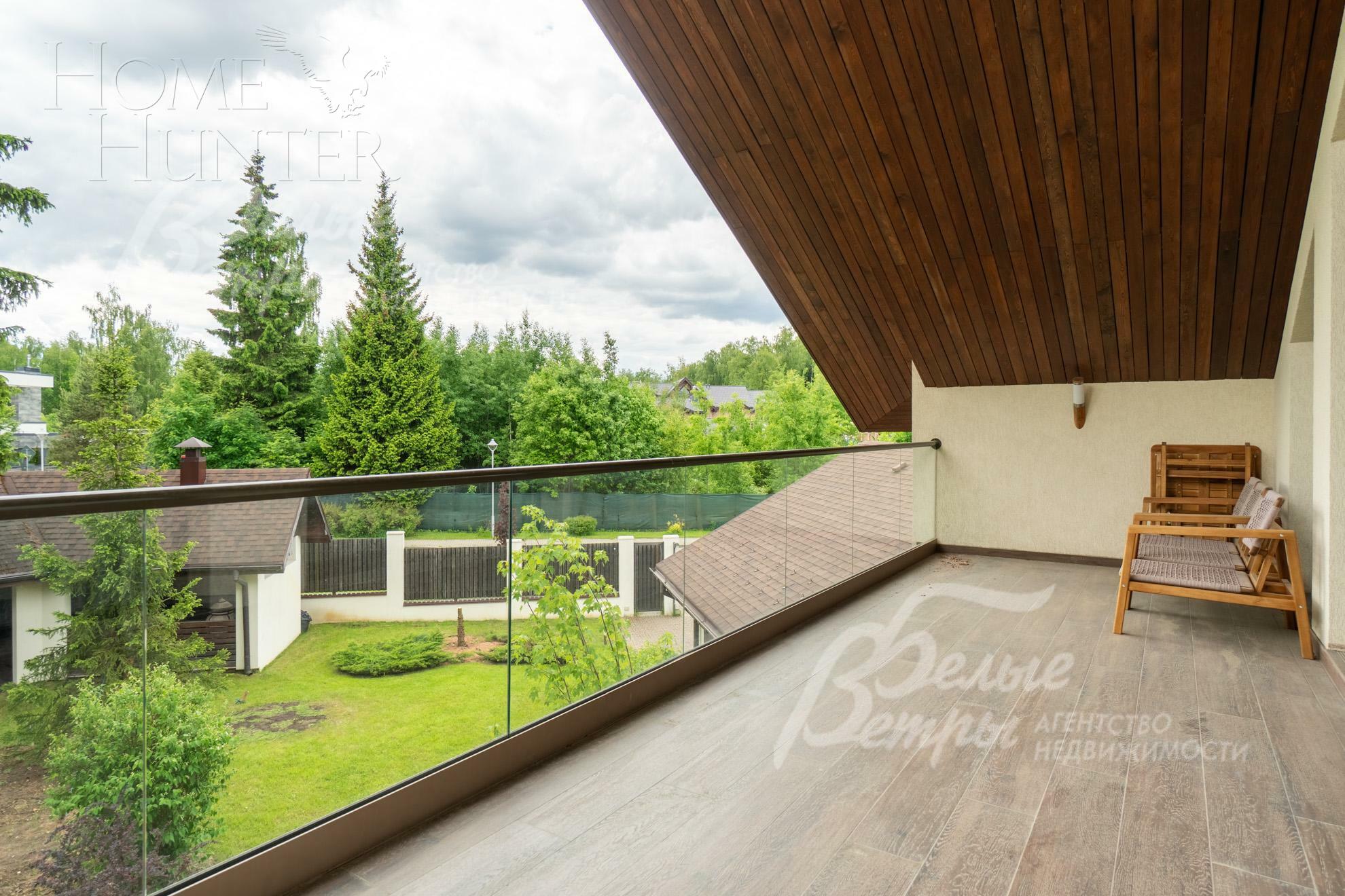 3-этажный коттедж 850 м² с отделкой