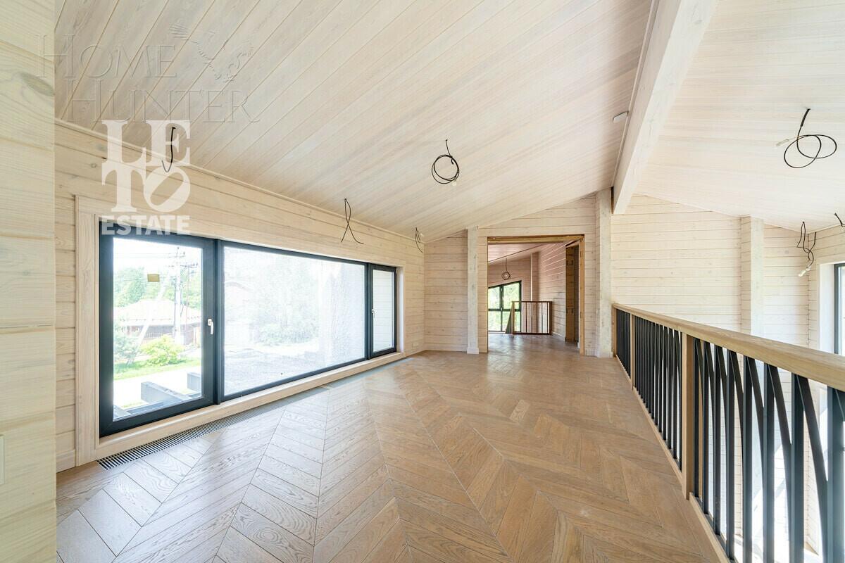 2-этажный коттедж 255 м² с отделкой