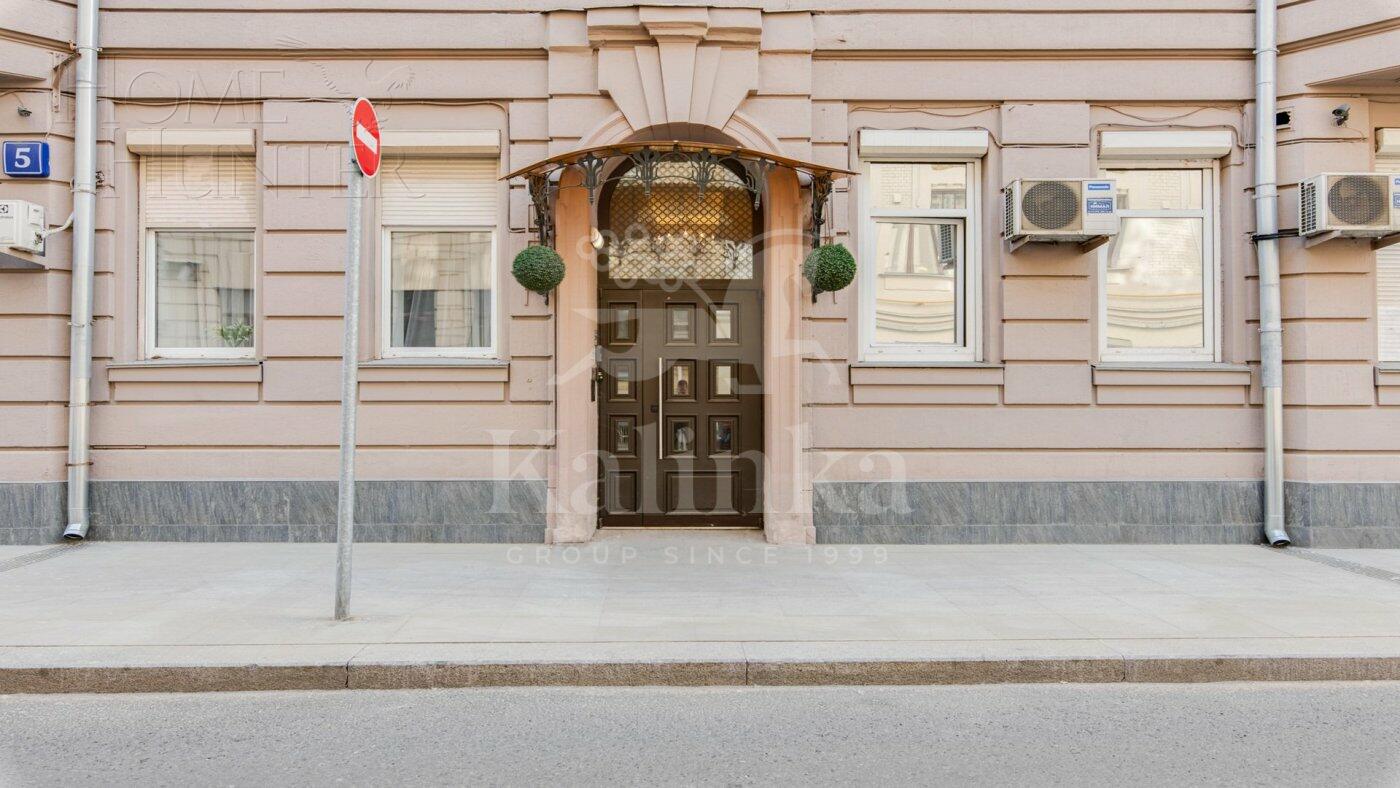 2-УРОВНЕВАЯ КВАРТИРА С ОТДЕЛКОЙ 315 М² НА 4 ЭТАЖЕ